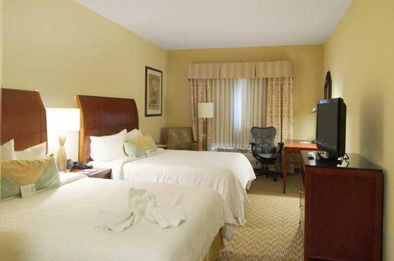 Hilton Garden Inn Oklahoma City North Quail Springs Bagian luar foto